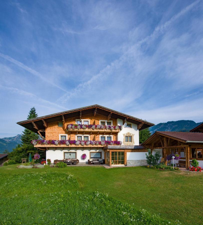 Hotel Tyroler Hof à Grän Extérieur photo