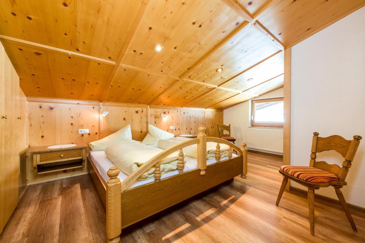 Hotel Tyroler Hof à Grän Extérieur photo